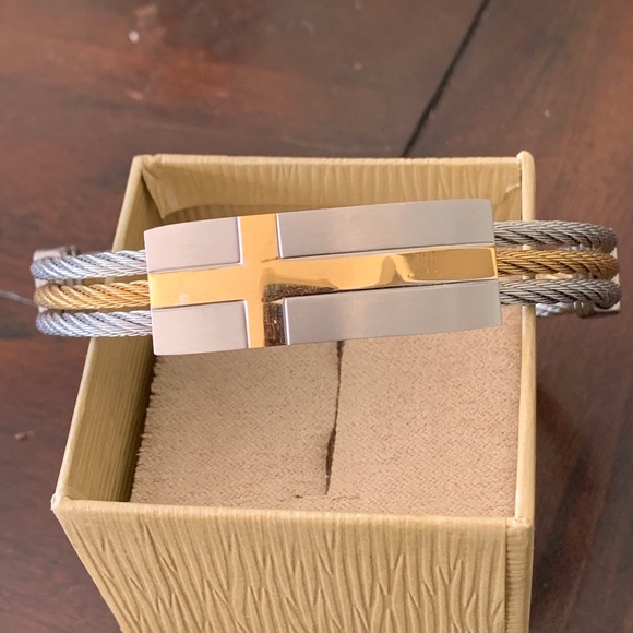 Men’s Cross Bracelet - Picture 6 of 6